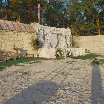 EPS Foam Sheets Bring Outdoor Easter Production to Life